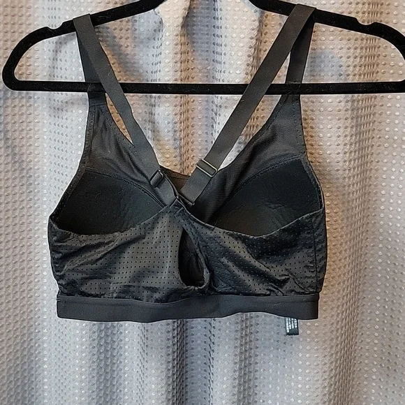 Lightweight By Victoria's Secret Victoria Sport Sports Bra 32D - Picture 2 of 4